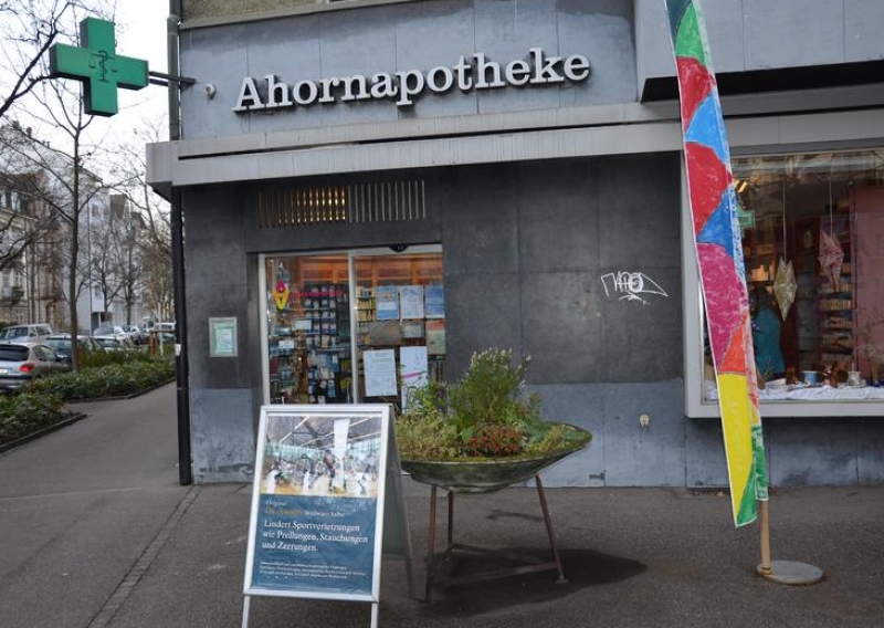 Ahorn-Apotheke